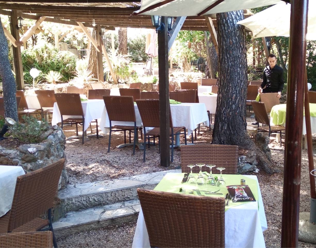 Le Restaurant - Le Mont Salva - Restaurant Six-Fours-les-Plages - Restaurant au Brusc